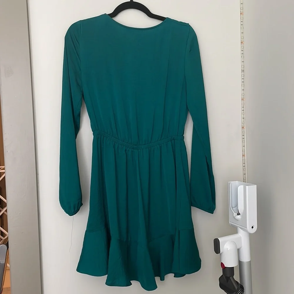 Emerald Green Express Dress - Picture 2 of 5